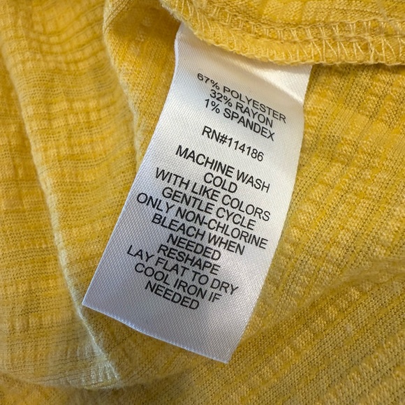 89th + Madison yellow beaded short sleeve top SZ small - Picture 8 of 11